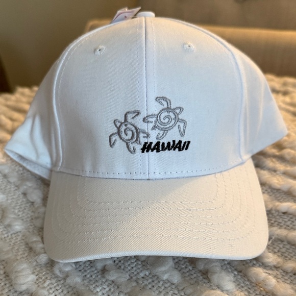 Hawaii Embroidered Caps Set - Picture 4 of 7